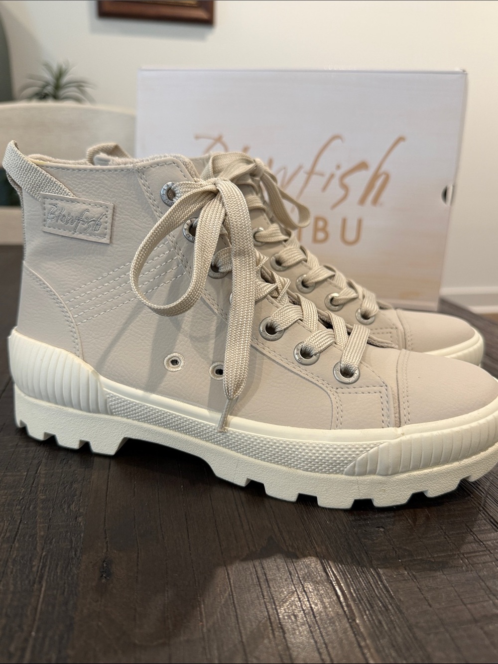 Blowfish Malibu Forever Taupe High Top Lug Sole Boots Rugged Lightweight 7